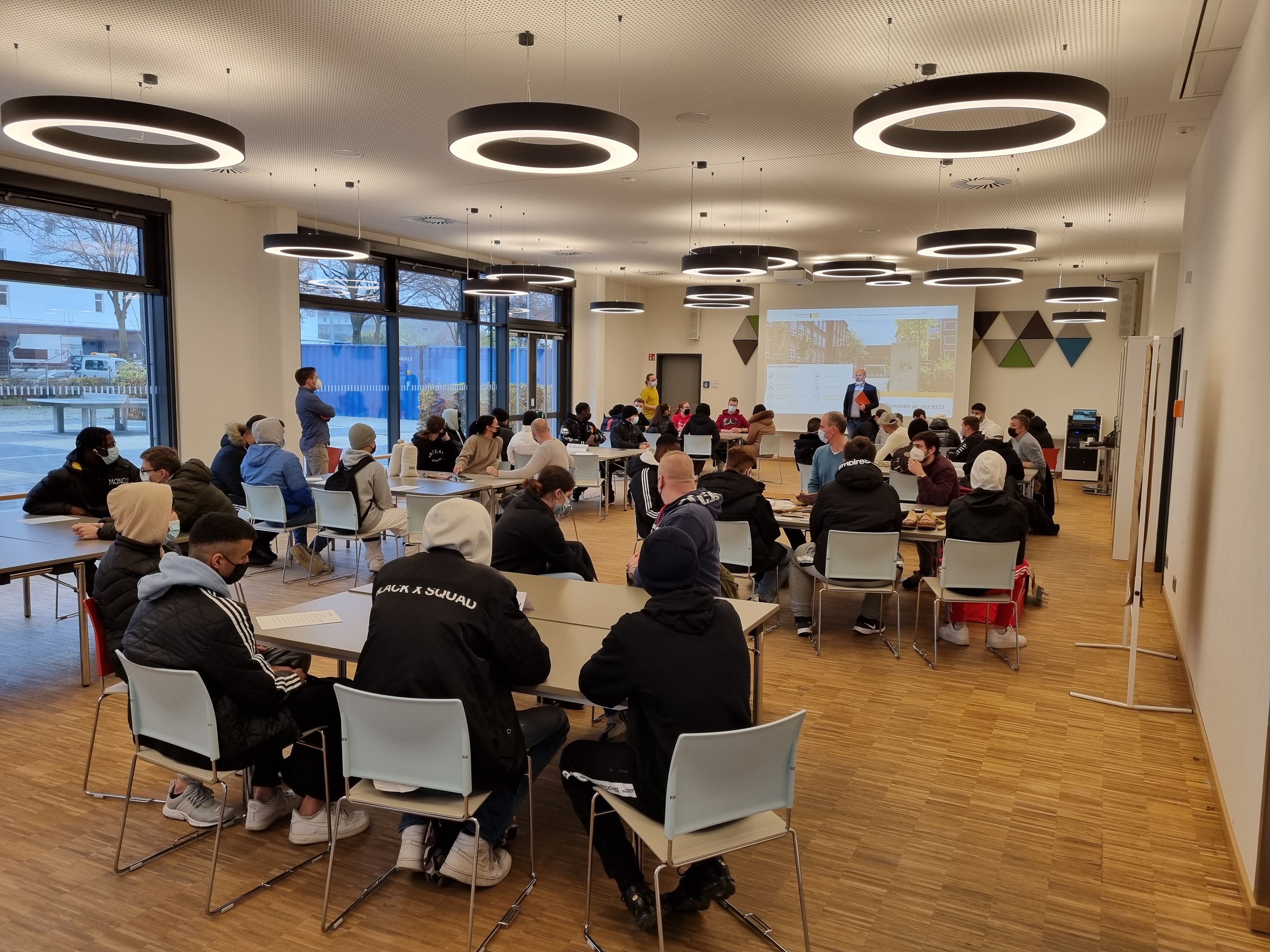 AZUBI-Sprechstunde am 15.11.2019 in der BS27